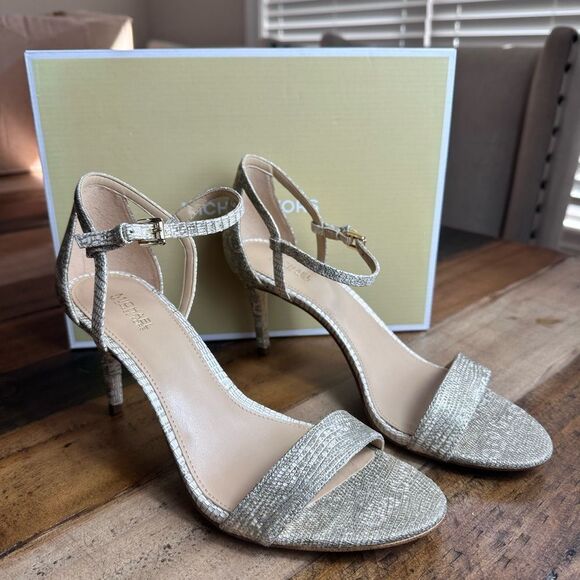 Michael Michael Kors SIMONE Mid Sandal High Heels